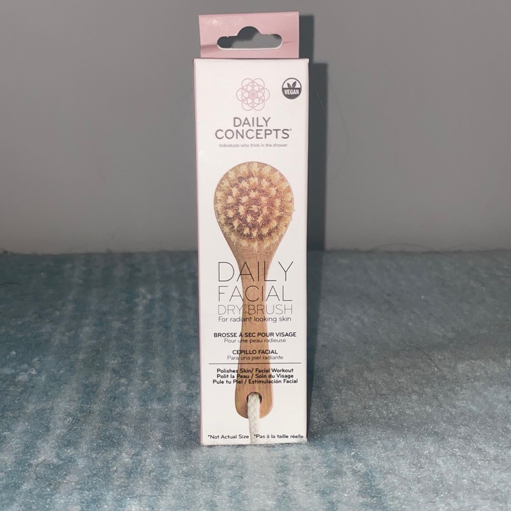 Face brush